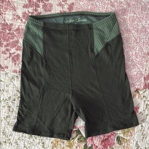 Green for love and lemons shorts
